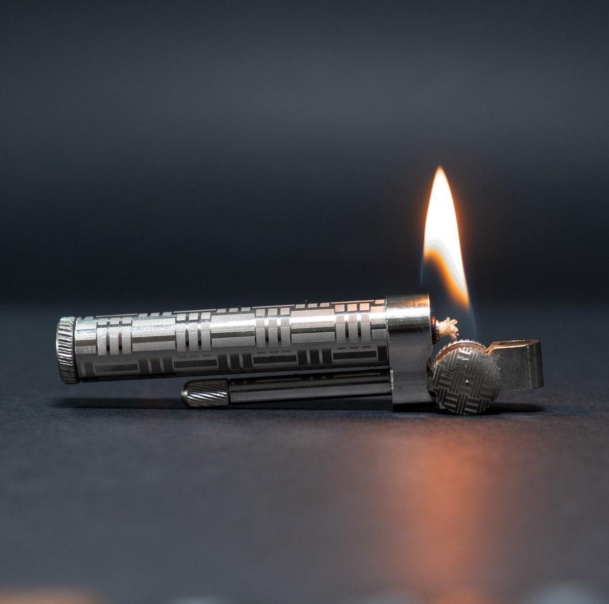 Armadon Special Silver Lighter - Yuku Lighter